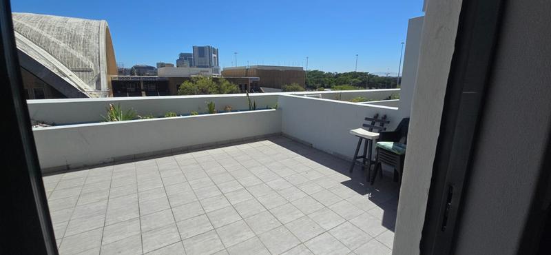 2 Bedroom Property for Sale in Zonnebloem Western Cape